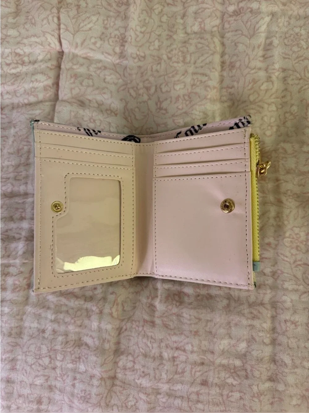 JUICY COUTURE WALLET